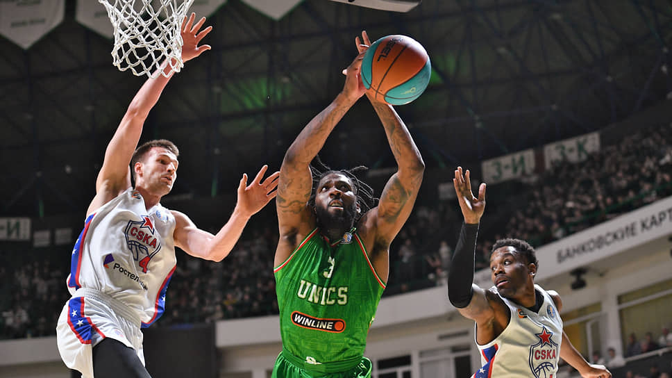 Матч между ЦСКА и УНИКСом