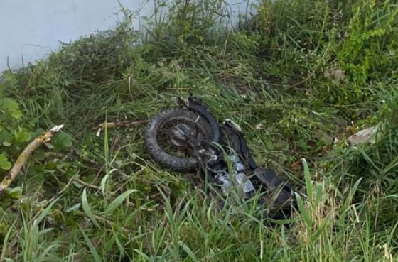 Раритетный мотоцикл «Днепр-11» попал в тяжелое ДТП на Взлетной улице