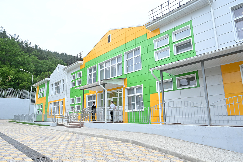 В Лазаревском районе Сочи открыли детский сад