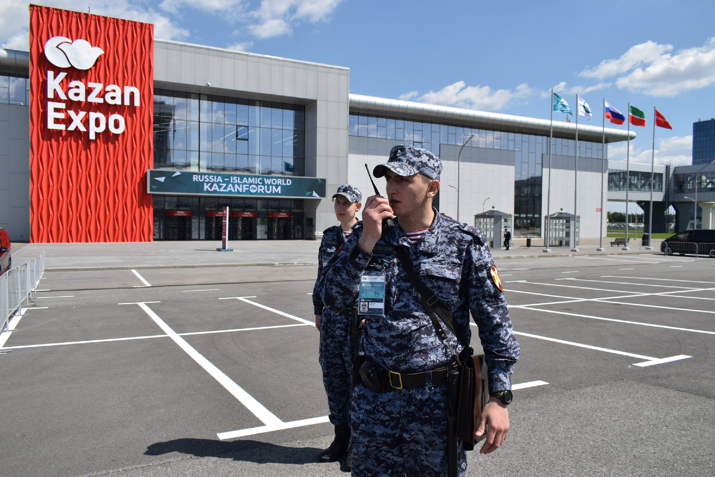 1,2 тыс. росгвардейцев обеспечили безопасность KazanForum в Казани