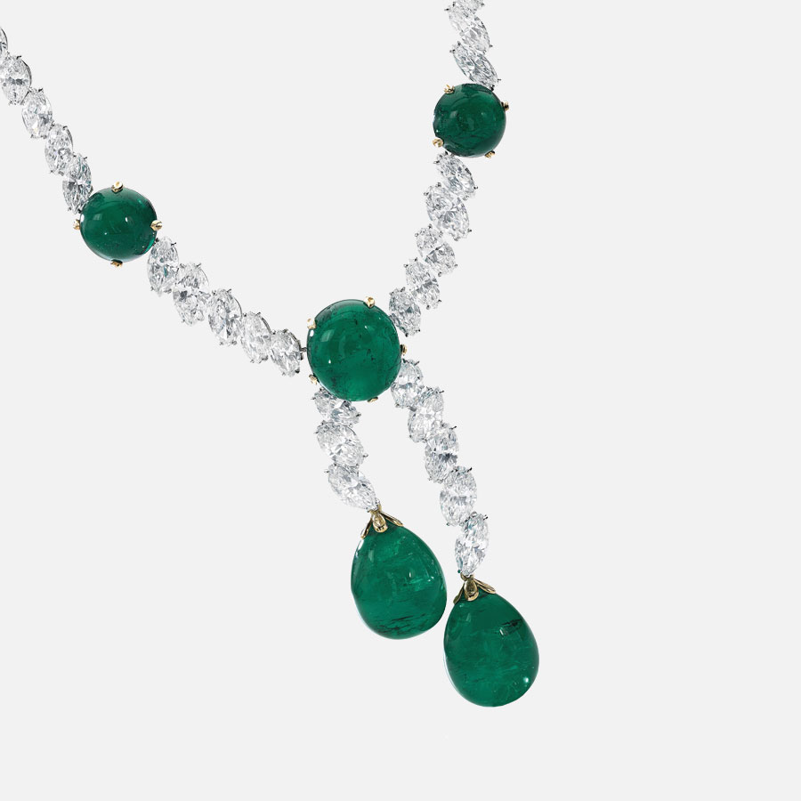 Sotheby’s, колье Cartier с колумбийскими изумрудами, ранее принадлежавшее принцессе Салима Ага Хан, эстимейт CHF 3,5 – 4,5 млн (лот на торгах Magnificent Jewels and Noble Jewels, 13 ноября 2019 года)