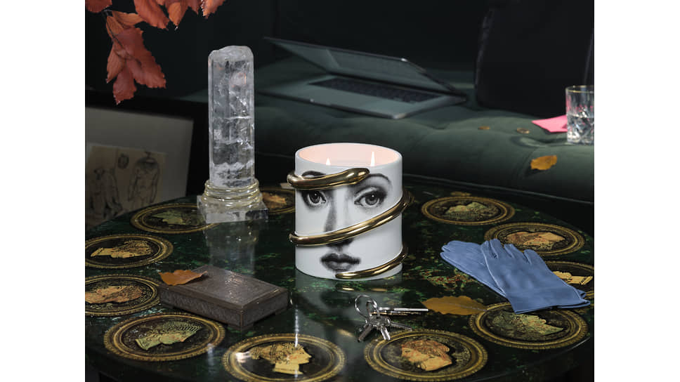 Ароматическая свеча Poco Dopo, Fornasetti. Ноты: цитрусовые, жасмин, тубероза, палисандр. ТД ЦУМ