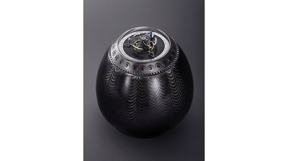 Anton Suhanov «Петербургский пасхальный турбийон» с индикацией мирового времени — настольные часы из серебра и стали с гильоше и эмалью, 24 экземпляра