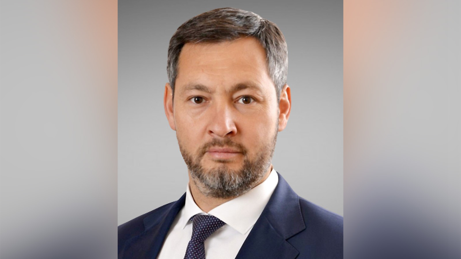 Олег Владимирович Коробченко, заместитель премьер-министра Республики Татарстан — министр промышленности и торговли