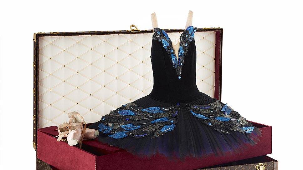 Специальный сундук &quot;Балерина&quot; для перевозки балетных костюмов, сделанный для примы Мариинского театра Дианы Вишневой  
