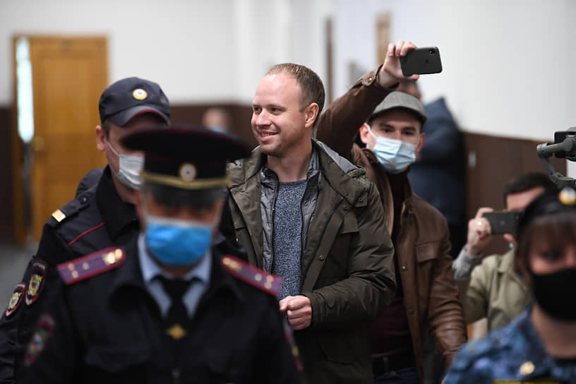 До конца срока заключения сыну бывшего губернатора Иркутской области  Андрею Левченко оставалось 2 года 2 месяца