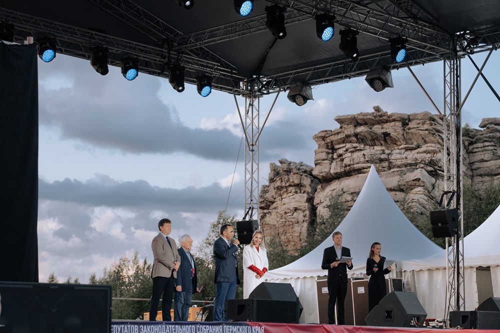 Фото предоставлено оргкомитетом фестиваля "Тайны горы Крестовой"