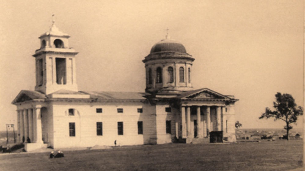 В селе Девица Семилукского района в первые же дни оккупации фашисты устроили концлагерь в местной церкви