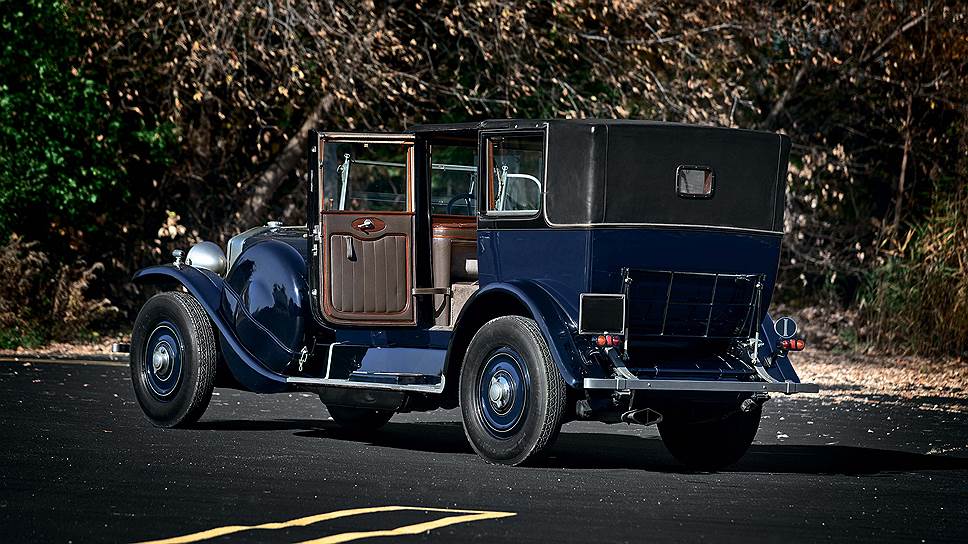 Марка Isotta Fraschini существует до сих пор, хотя автомобили под этим именем не делаются с 1955 года - ее история завершилась грузовиками. Последней легковой моделью стала заднемоторная Tipo 8C Monterosa 1948 года, так и оставшаяся прототипом. Сейчас фирма существует под названием Isotta Fraschini Milano и выпускает двигатели различного назначения. 