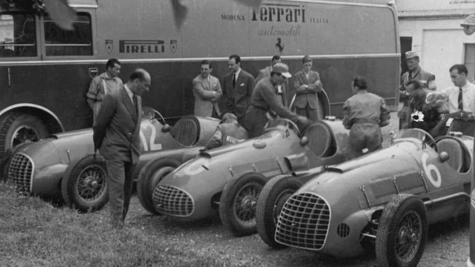 Stella Bianca – так называлась модель Pirelli, которая более двух десятилетий помогала гонщикам Ferrari занимать подиумы по всему миру. В 1948-м Ferrari на шинах Pirelli выиграет Гран-при в гонках, которые через два года станут Формулой 1.