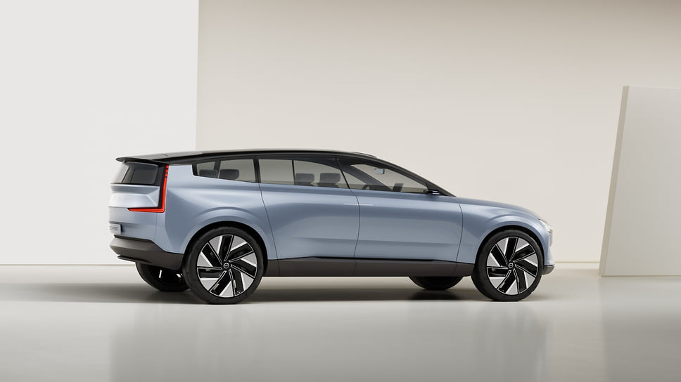 Volvo Concept Recharge