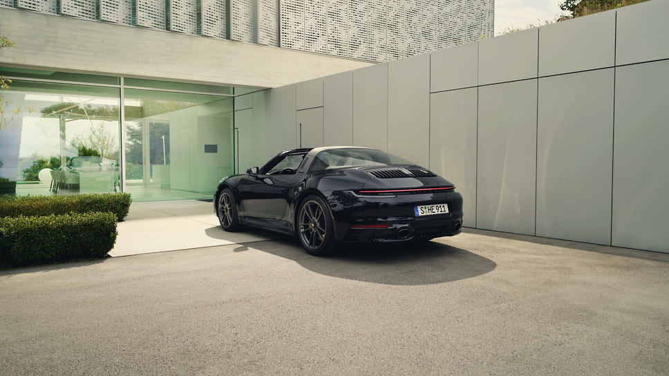 Porsche 911 Targa 4 GTS Edition 50 Years Porsche Design