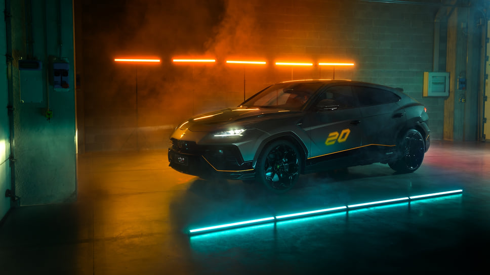 Lamborghini Urus Essenza SCV12 Special Edition