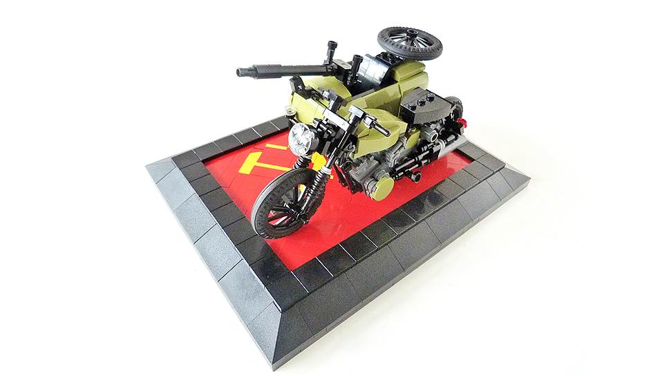 Модель Russian Ural из Lego