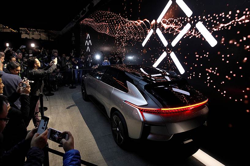 Электромобиль Faraday Future FF 91 мощностью 1050 л.с. Стоимость новинки составит $150-200 тыс., уже поступило более 64 тыс. предзаказов на машину