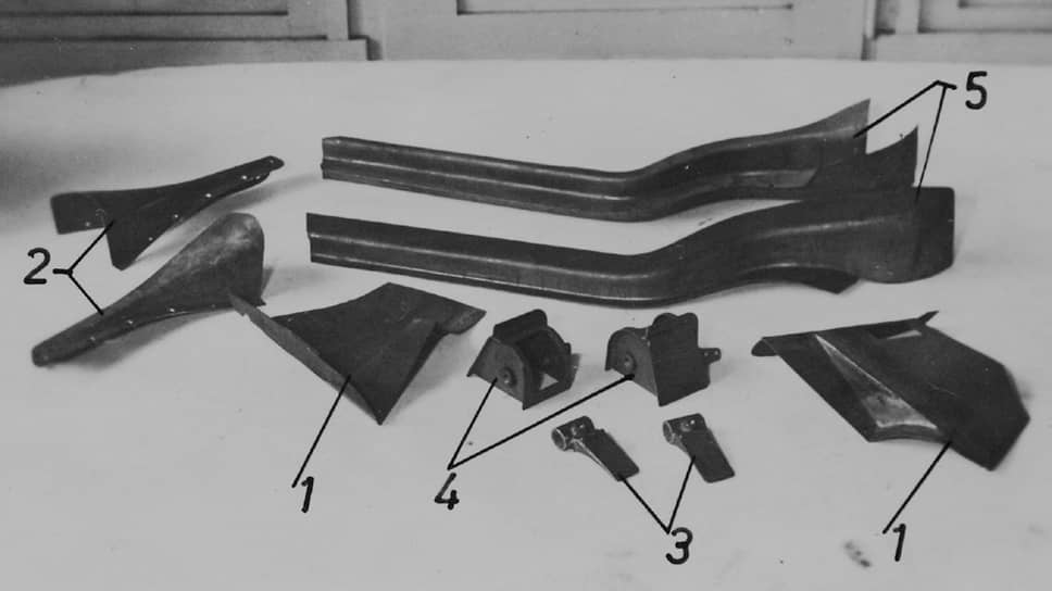 Освоенные на заводе кузовные элементы: фрагменты рамы, кронштейны передних и задних дверных стоек, кронштейны рессор и хвостовики рамы