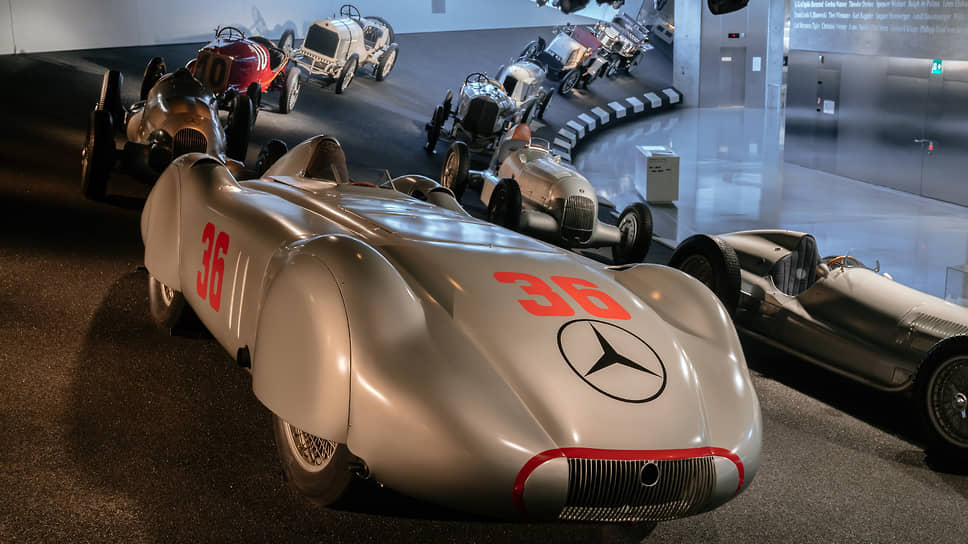 Март 2022. Экспозиция, посвященная гоночной истории Mercedes-Benz, в музее марки  в Штутгарте
