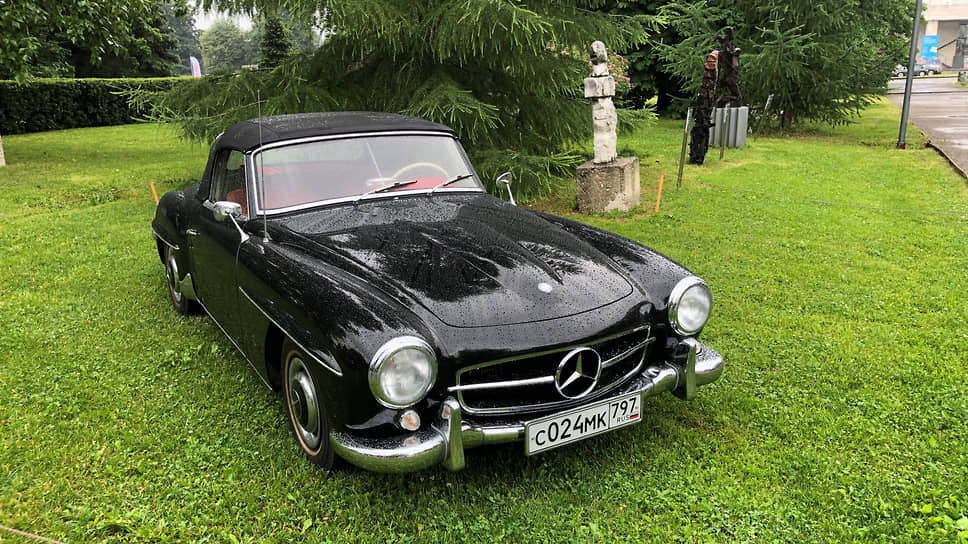 Настоящая заезда раздела «Звезды Штутгарта» — Mercedes-Benz SL 190 W121, классика немецкой марки, элегантный автомобиль, любимцем богемы