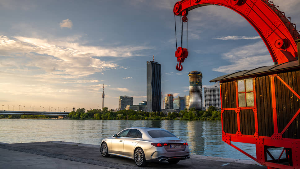 Осенью в продаже во всем мире появится новый Mercedes-Benz E-Class, половина вариантов предлагаемых силовых установок будут подключаемыми гибридами