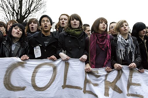 18.12.2008 Во Франции более 150 тыс. школьников приняли участие в манифестациях против реформы средней школы