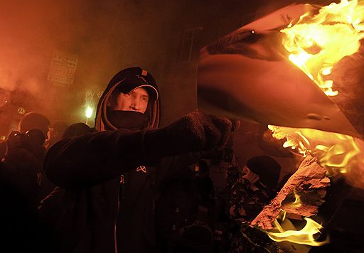 12.03.2009 В Москве и Санкт Петербурге состоялся День несогласных, в ходе которого оппозиции удалось провести несанкционированные шествия