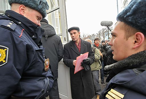 12.03.2009 В Москве и Санкт Петербурге состоялся День несогласных, в ходе которого оппозиции удалось провести несанкционированные шествия