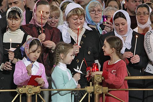 19.04.09 Православные христиане отметили праздник Воскресения Христова. Россия