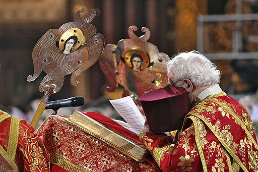 19.04.09 Православные христиане отметили праздник Воскресения Христова. Россия