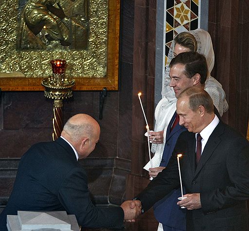 19.04.09 Православные христиане отметили праздник Воскресения Христова. Россия