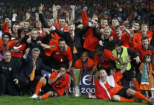 20.05.2009 В финальной встрече за кубок UEFA команда донецкого &quot;Шахтера&quot; обыграла немецкий &quot;Вердер&quot; со счетом 2:1