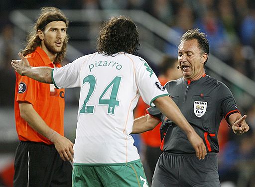 20.05.2009 В финальной встрече за кубок UEFA команда донецкого &quot;Шахтера&quot; обыграла немецкий &quot;Вердер&quot; со счетом 2:1
