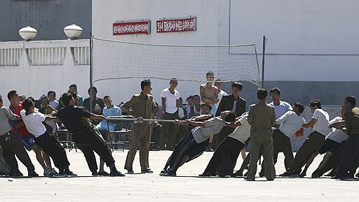 09.09.2009 В Северной Корее прошли мероприятия посвященные 61-й годовщине основания государства