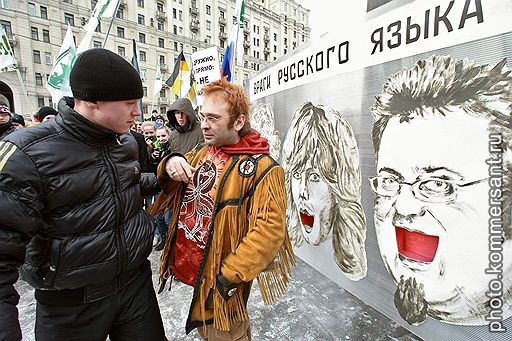 20.11.2009 Вечером в Москве скончался известный теле- и радиоведущий, шоумен Роман Трахтенберг. Ему стало плохо во время прямого эфира на радиостанции &quot;Маяк&quot;