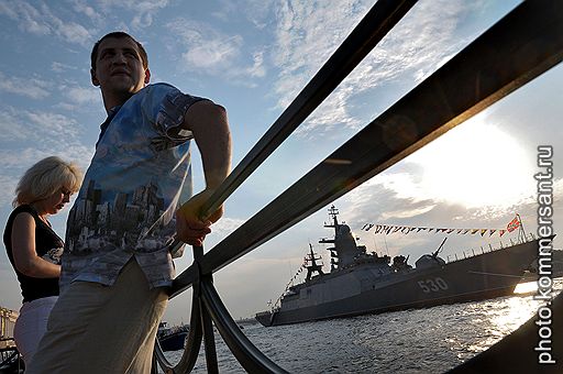 25.07.2010 В России прошли праздничные мероприятия, посвященные Дню военно-морского флота