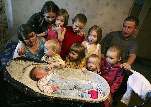 17 сентября 2007 года в городе Алейске Алтайского края родилась девочка весом 7 кг 750 гр. Она попала в Книгу рекордов Гиннесса как самая крупная новорожденная