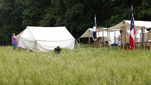 21.07.2011 В США начались торжества по случаю 150-летия битвы при Булл-Ране, первого крупного сражения Гражданской войны. Собравшиеся в эти дни в Манассасе, штат Виргиния, проведут реконструкцию сражения, а также поучаствуют во множестве исторических конкурсов и инсталляций