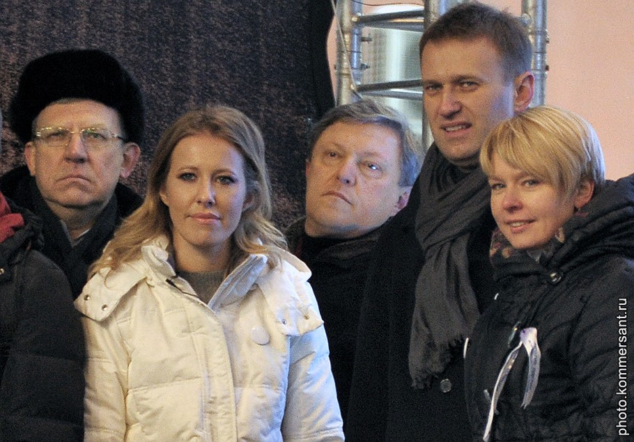 Слева направо: Алексей Кудрин, Ксения Собчак, Григорий Явлинский, Алексей Навальный и Евгения Чирикова