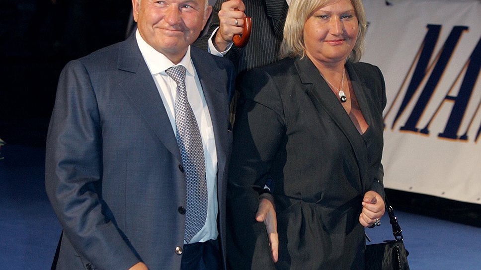 С мужем бывшим мэром Москвы Юрием Лужковым. 2006 год