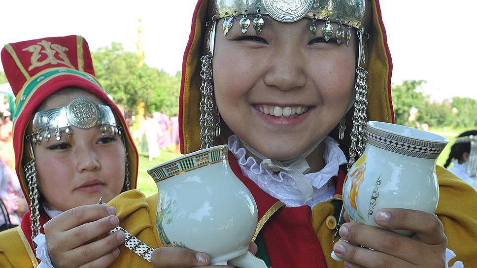 &quot;Ысыах&quot; -- якутский праздник нового года