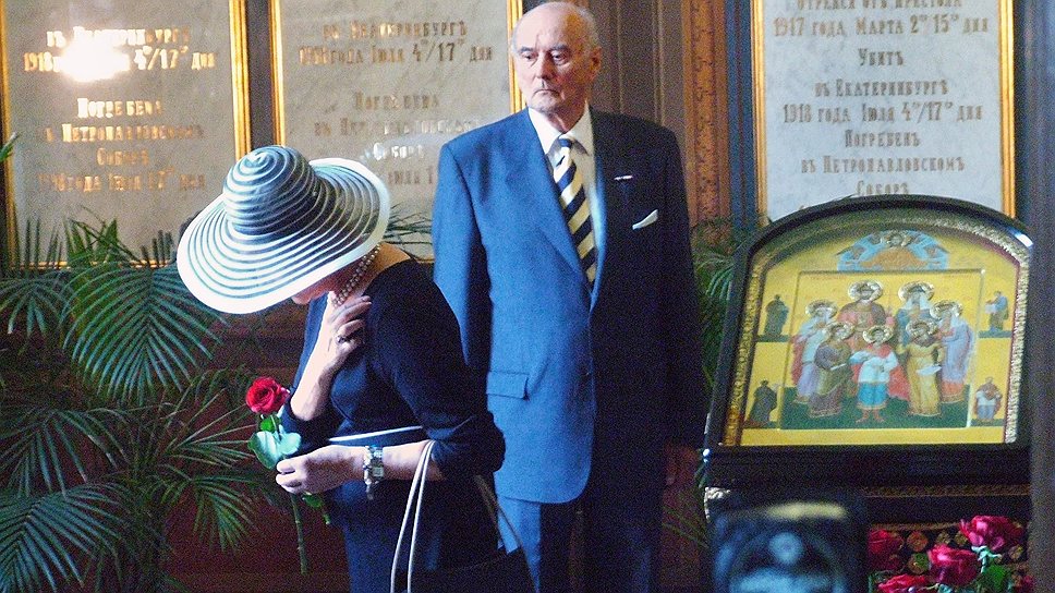 Праправнук Николая I князь Дмитрий Романович в молодости работал механиком на заводе Ford в Египте, секретарем главы судовой компании в Италии и служащим Датского коммерческого банка в Копенгагене. Сейчас он на пенсии, занимается филантропией. Был дважды женат, детей нет