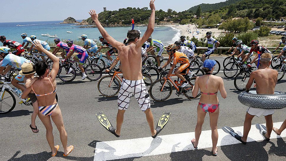 Победителем 21-го, заключительного этапа юбилейной сотой гонки Tour de France стал немец Марсель Киттель из команды Argos-Shimano со временем 3 часа 6 минут и 14 секунд