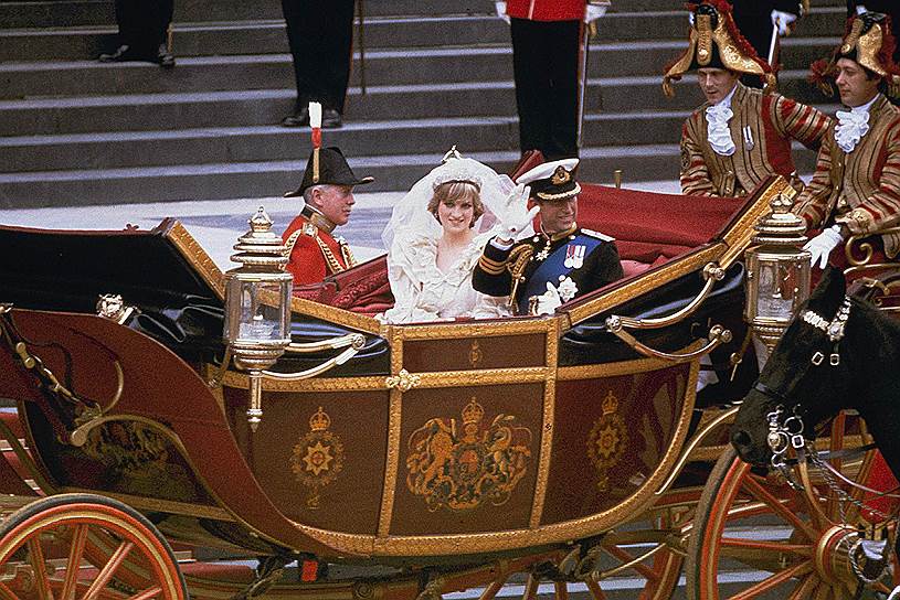 1981 год. В Лондоне (Великобритания) состоялась свадьба наследника английского престола принца Чарльза и Дианы Спенсер