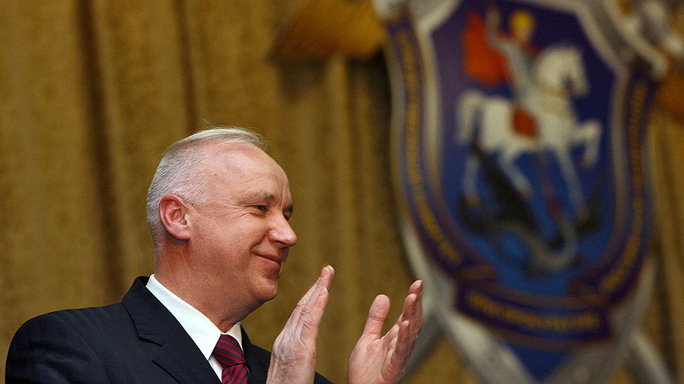О мафии: «Мафия вообще бессмертна! А вы знаете, что есть один путь победить мафию — создать свою мафию» 