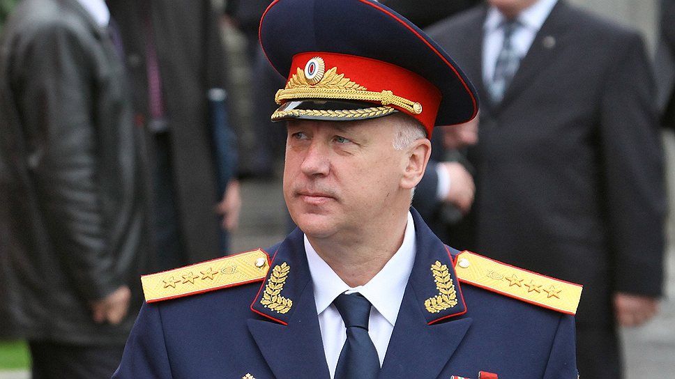 О собственности в Праге: «Приезжаешь в Прагу, находишься в центре Европы. Из этого города, куда бы я ни выезжал, полтора часа лета на самолете. Я в тот момент совершенно не думал, что я вернусь на госслужбу и займу такой высокий пост»


