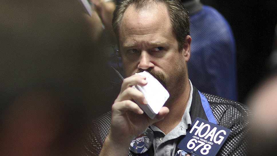 Информация о банкротстве Lehman Brothers вызвала волну распродаж во всем мире. Немецкий индекс DAX снизился на 3,68%, британский FTSE и французский CAC — на 4,29% каждый. Акции Goldman Sachs обвалились на 7,27%, Morgan Stanley — на 9,32%. Акции ВТБ снизились на ММВБ на 10,19%, «Роснефти» — на 8,35%, Сбербанка — на 3,38%
