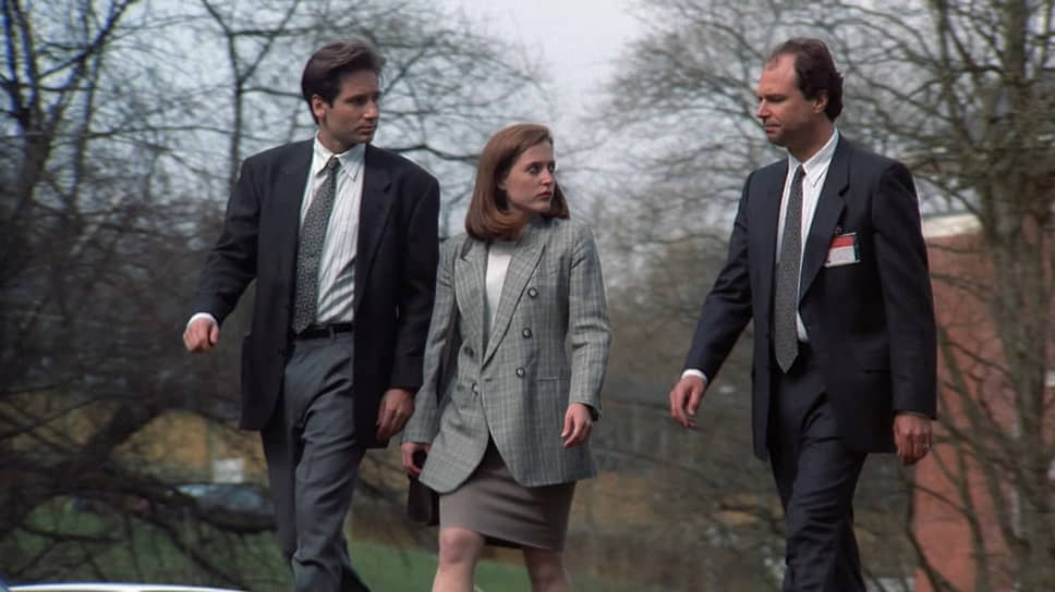 1993 год. В США на экраны вышел первый эпизод сериала «Секретные материалы»