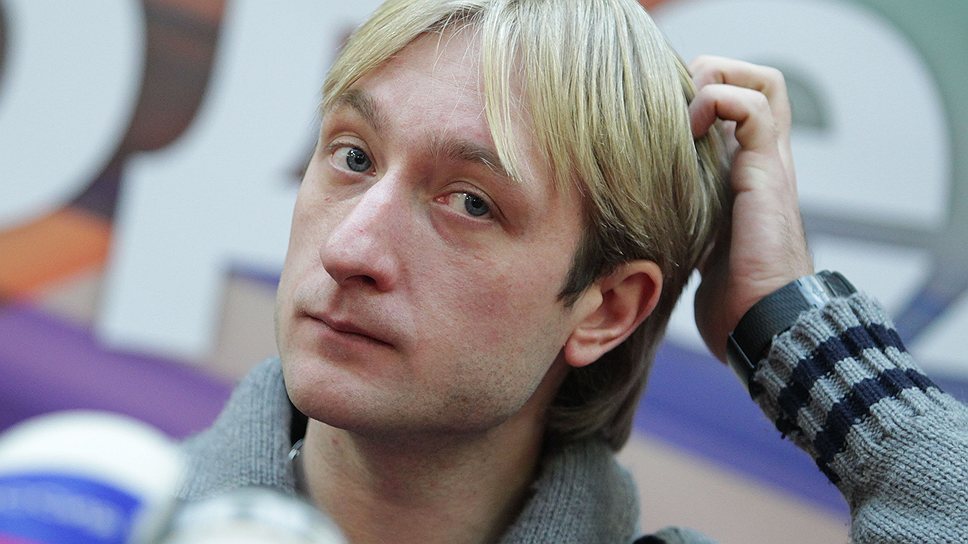 Фигурист Евгений Плющенко за свою карьеру подписал немало рекламных контрактов: самой яркой стала реклама леденцов Чупа-Чупс. Последний контракт он заключил с   производителем косметики Oriflame, что принесло ему около €1 млн
 
