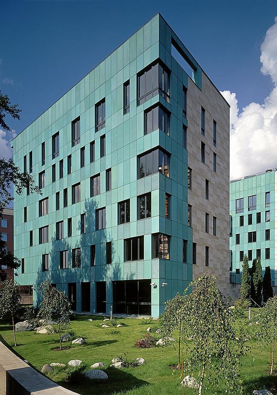 Жилой дом Copper House в Бутиковском переулке (девелопер - Rose Group, построен в 2004 году)