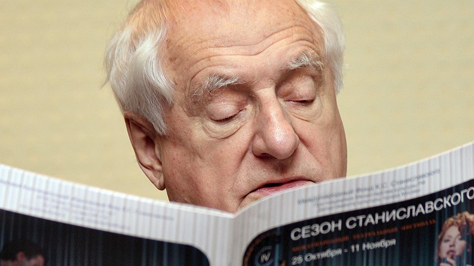 «Больше всего ценю юмор на сцене, глубокий, умный, такой, шварцевский юмор, может быть, потому, что жизнь очень трудна, сложна, и слишком много негативных эмоций кругом»