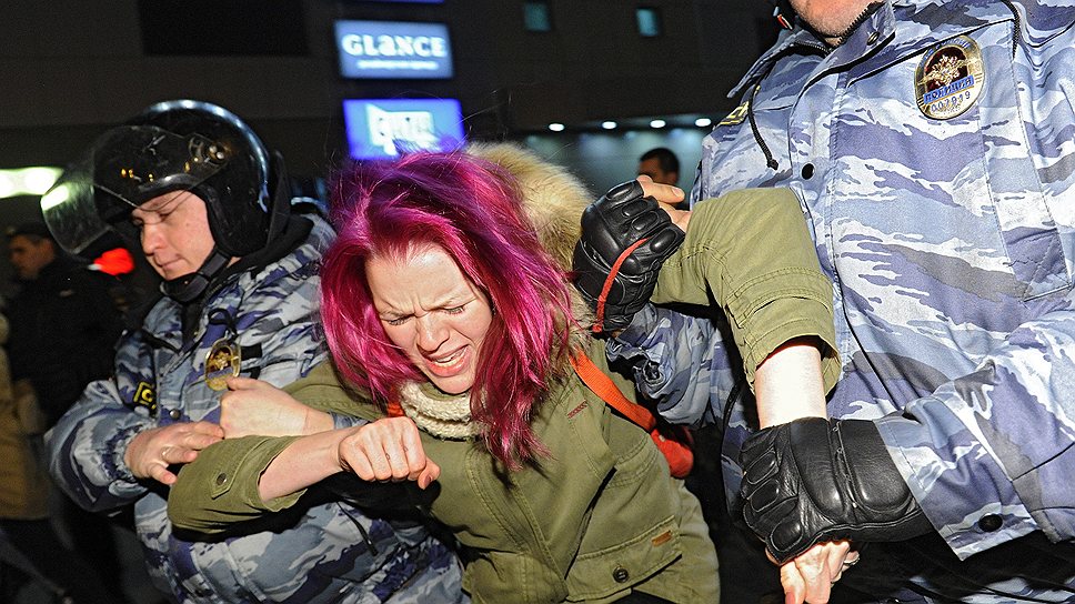 15 октября. В Москве националисты попытались провести акцию под названием «Наш ответ Курбан-Байраму»